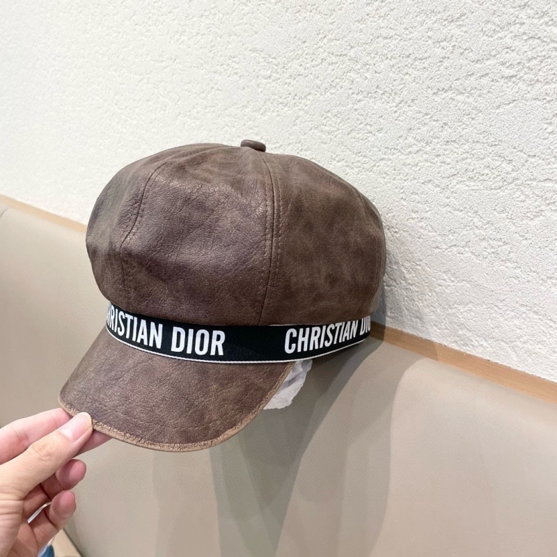 CHRISTIAN DIOR